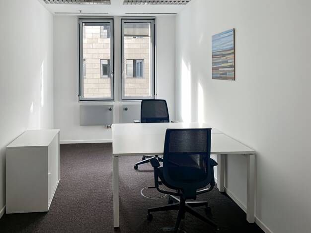 Bürofläche zur Miete provisionsfrei 869 € 50 m² Bürofläche teilbar von 10 m² bis 50 m² Unter den Linden 21 Mitte Berlin 10117