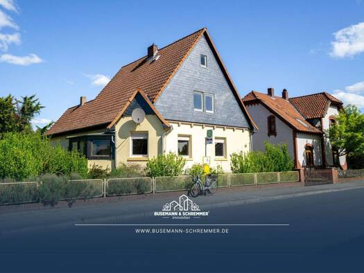 Einfamilienhaus zum Kauf 195.000 € 6,5 Zimmer 150,4 m² 874 m² Grundstück Vöhrum Peine 31228