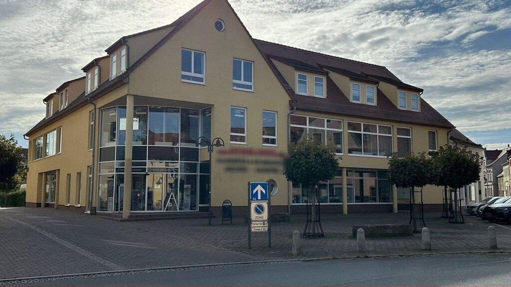 Gewerbeobjekt zum Kauf als Kapitalanlage geeignet 1.190.000 € 10 Zimmer 1.267 m² 944 m² Grundstück Querfurt 06268