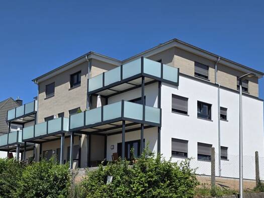 Wohnung zur Miete 909 € 1,5 Zimmer 90,9 m² Geschoss 2/3 frei ab sofort Friedenstraße 5 Burkardroth Burkardroth 97705