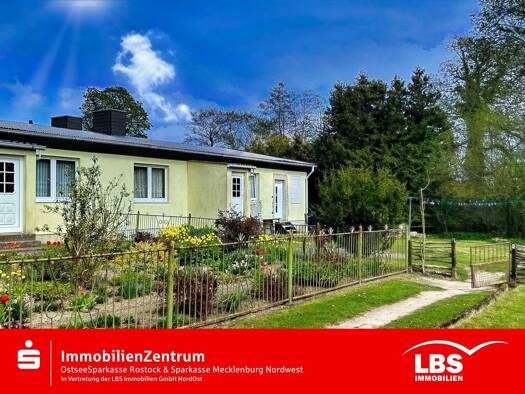 Mehrfamilienhaus zum Kauf als Kapitalanlage geeignet 248.500 € 14 Zimmer 284 m² 4.851 m² Grundstück Boldebuck Gülzow-Prüzen 18276
