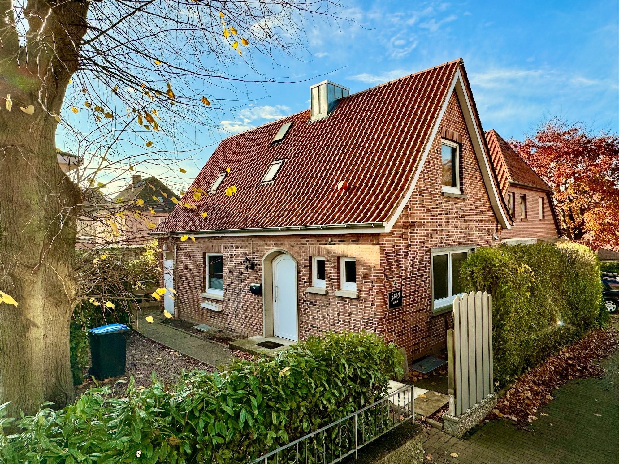 Einfamilienhaus zum Kauf 340.000 € 3 Zimmer 72 m²<br/>Wohnfläche 250 m²<br/>Grundstück Neustadt Neustadt in Holstein 23730