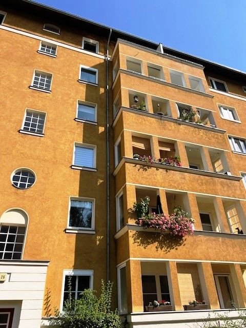 Wohnung zum Kauf 319.500 € 2,5 Zimmer 65,5 m²<br/>Wohnfläche ab sofort<br/>Verfügbarkeit Zehlendorf Berlin 14167