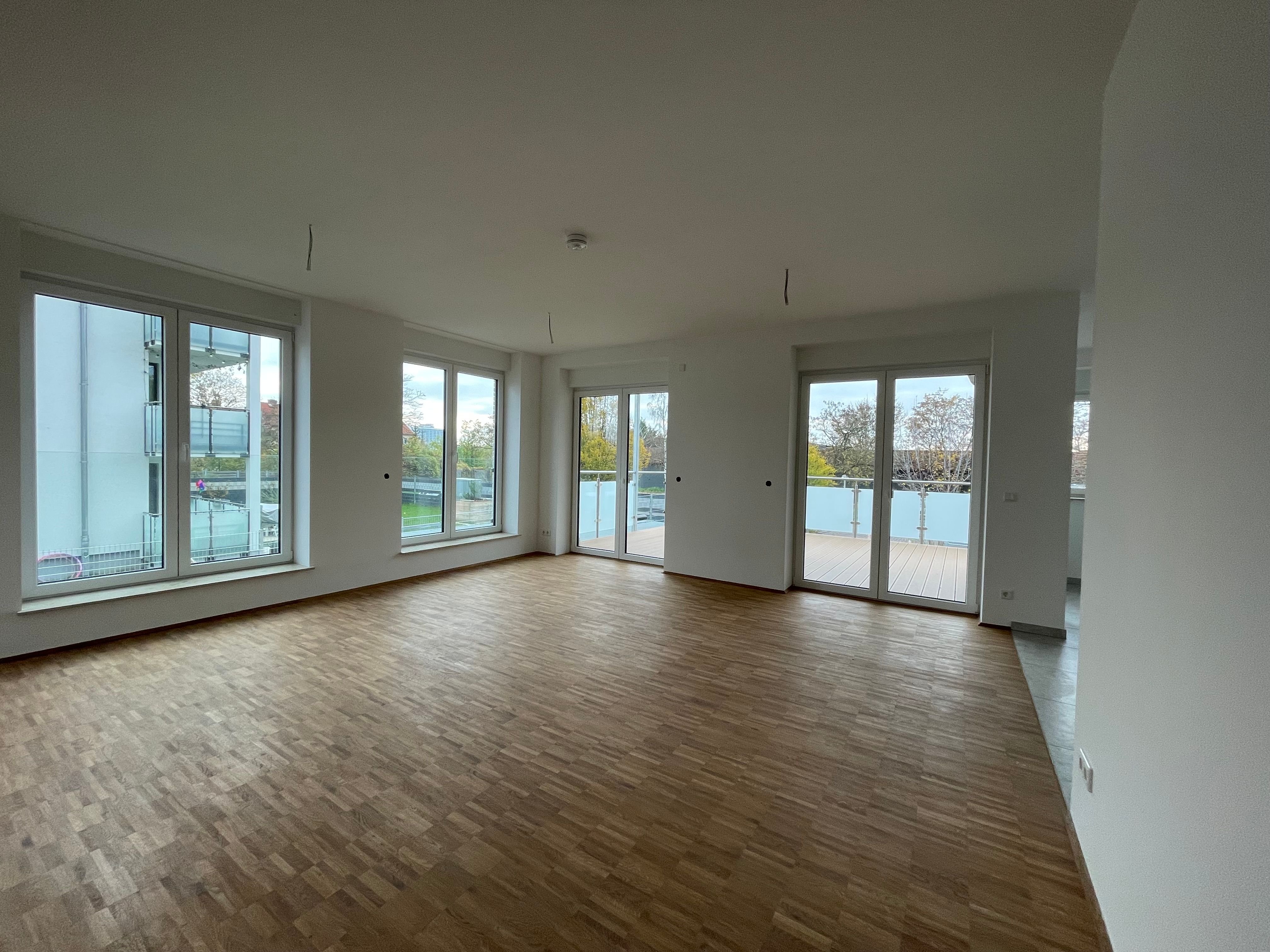 Terrassenwohnung zur Miete 1.505,84 € 4 Zimmer 125,6 m²<br/>Wohnfläche EG<br/>Geschoss 01.03.2025<br/>Verfügbarkeit Hallesche Straße 49 Nietleben Halle (Saale) 06122