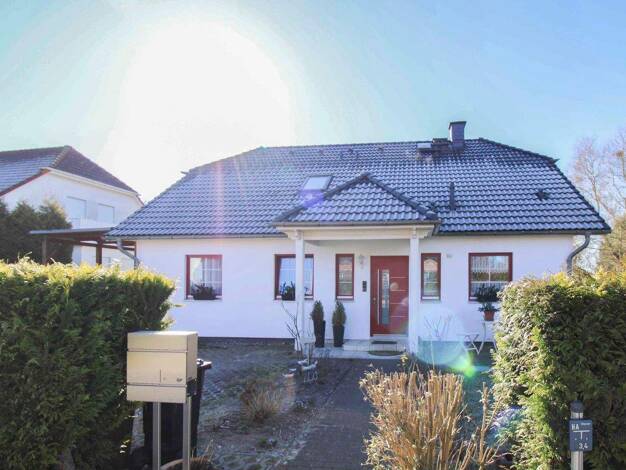 Sonstiges zum Kauf als Kapitalanlage geeignet 7 Zimmer 180 m² 1.000 m² Grundstück Dreschvitz 18573