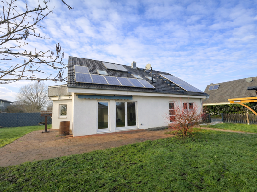 Einfamilienhaus zum Kauf 479.000 € 7 Zimmer 185,3 m² 759 m² Grundstück frei ab sofort Seth 23845