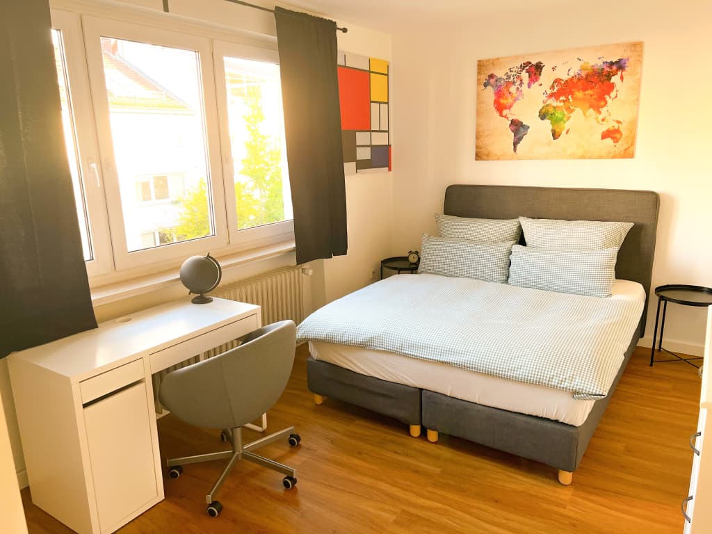 Wohnung zur Miete Wohnen auf Zeit 1.600 € 1 Zimmer 30 m²<br/>Wohnfläche ab sofort<br/>Verfügbarkeit Leerbachstraße Westend - Nord Frankfurt am Main 60322