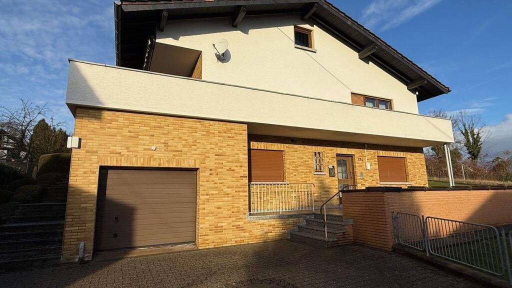 Einfamilienhaus zur Miete 1.150 € 4 Zimmer 144 m² 900 m² Grundstück Thomasberg 53639