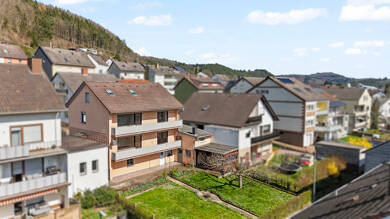 Einfamilienhaus zum Kauf 215.000 € 5 Zimmer 196,1 m² 585 m² Grundstück Rodalben 66976