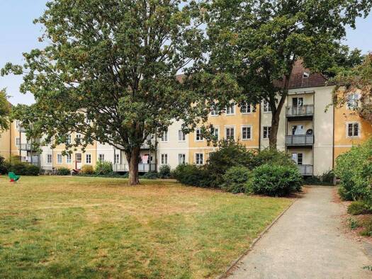 Studio zur Miete 392 € 1 Zimmer 49,8 m² frei ab sofort Bebelstr. 1 Schillerteich Wolfsburg 38440