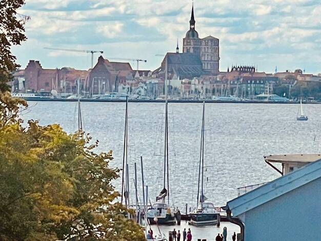 Wohnung zur Miete Wohnen auf Zeit 1.265 € 3 Zimmer 72 m² frei ab 01.10.2025 Altstadt Stralsund 18439