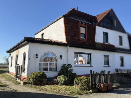 Doppelhaushälfte zum Kauf 175.000 € 4 Zimmer 132 m² 702 m² Grundstück Nauwalde Gröditz 01609
