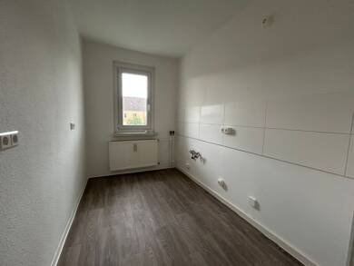 Wohnung zur Miete 200 € 1 Zimmer 29,7 m² 4. Geschoss frei ab sofort Max-Müller-Straße 20 Zittau Zittau 02763