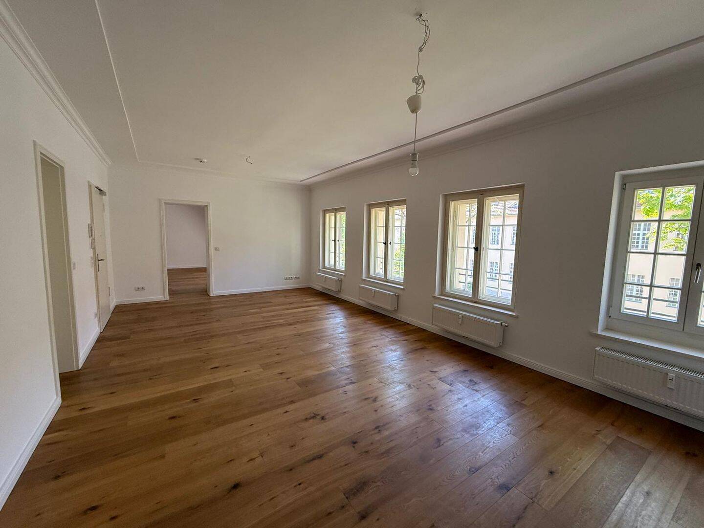 Property thumbnail 8