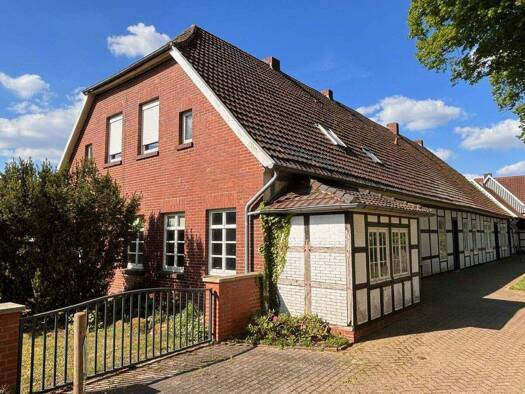 Reihenendhaus zum Kauf 115.000 € 173 m² 2.355 m² Grundstück Menslage Menslage 49637