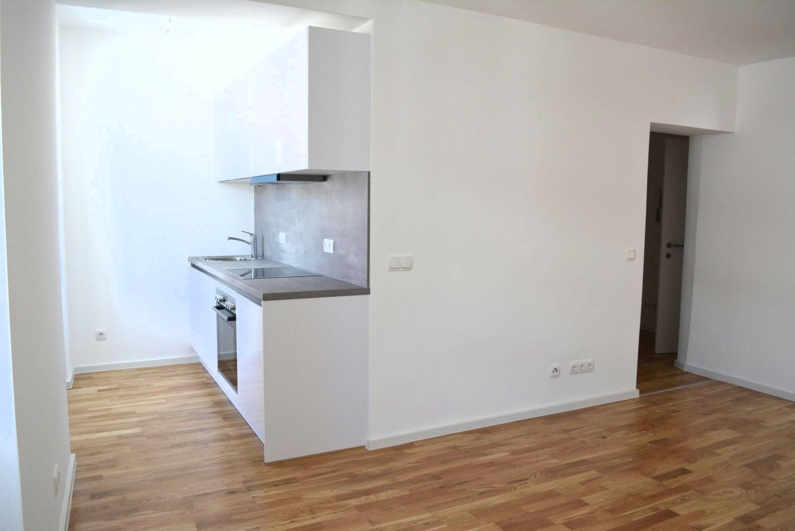 Wohnung zur Miete 320 € 2,5 Zimmer 36 m²<br/>Wohnfläche 1.<br/>Geschoss ab sofort<br/>Verfügbarkeit Haratzmüllerstrasse Steyr Steyr 4400