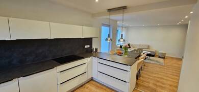 Wohnung zum Kauf 549.000 € 4 Zimmer 88 m² 1. Geschoss Eicher-Sen-Straße 13 Forstern Forstern 85659