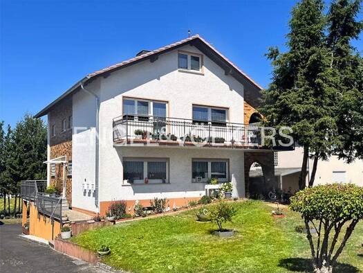 Mehrfamilienhaus zum Kauf 415.000 € 10 Zimmer 186 m² 870 m² Grundstück Limburg 65549