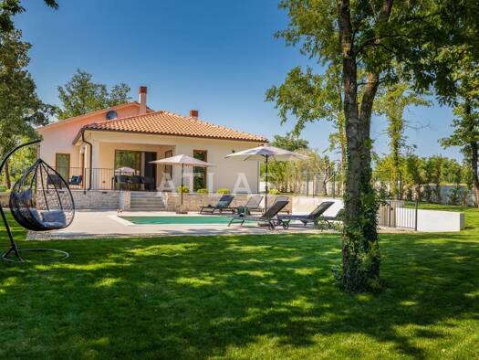 Einfamilienhaus zum Kauf 676.000 € 5 Zimmer 1.011 m² Grundstück Kanfanar 52352