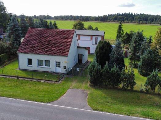 Einfamilienhaus zum Kauf 125.000 € 6 Zimmer 125 m² 2.618 m² Grundstück Bad Sülze 18334