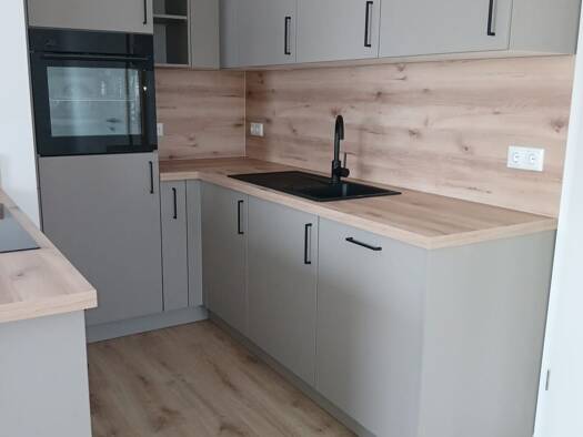 Wohnung zur Miete 750 € 2 Zimmer 72 m² Geschoss EG/3 frei ab sofort Ostheim Westheim 91747