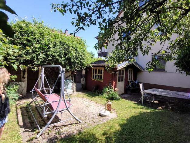 Mehrfamilienhaus zum Kauf 549.000 € 6 Zimmer 175 m² 511 m² Grundstück frei ab 01.10.2026 Höfingen Leonberg 71229