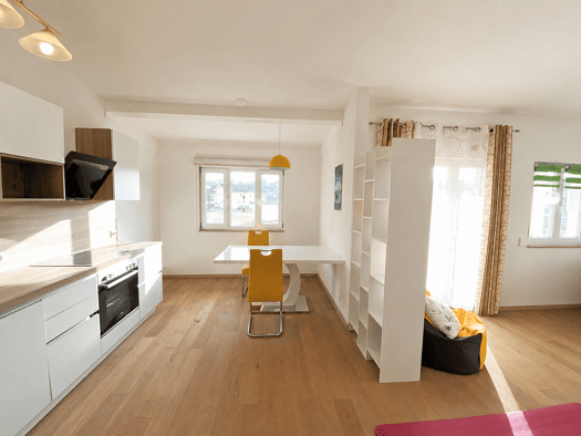 Wohnung zur Miete 735 € 3 Zimmer 82 m² Franklbachstraße 26a Salzweg 94121