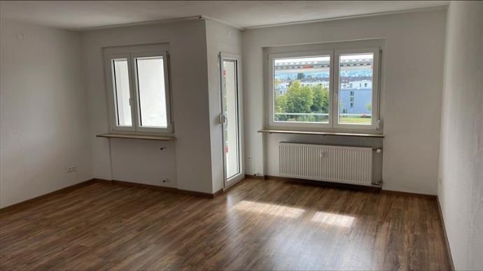 Wohnung zur Miete 630 € 1 Zimmer 30 m²<br/>Wohnfläche 1.<br/>Geschoss 01.12.2024<br/>Verfügbarkeit Steinstraße 60 Petershausen-West Konstanz 78467