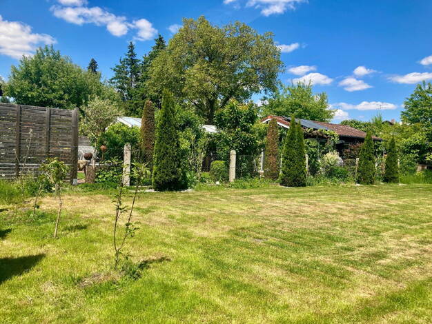 Doppelhaushälfte zum Kauf provisionsfrei 440.000 € 8 Zimmer 130 m² 420 m² Grundstück Landshut 84032