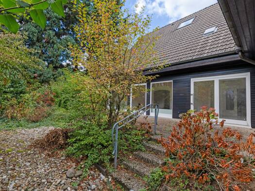 Mehrfamilienhaus zum Kauf 694.000 € 8 Zimmer 235,1 m² 595 m² Grundstück frei ab sofort Hofheim Hofheim am Taunus 65719