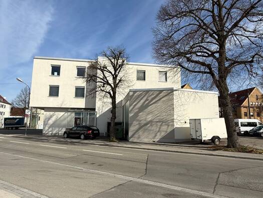 Mehrfamilienhaus zum Kauf 1.295.000 € 9 Zimmer 290 m² 1.400 m² Grundstück frei ab sofort Kriegshaber Augsburg 86156