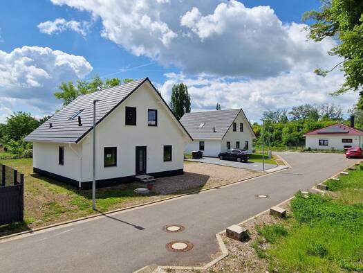 Einfamilienhaus zum Kauf provisionsfrei 409.000 € 4 Zimmer 127 m² 575 m² Grundstück Otto-Dreyer-Straße Gotha Gotha 99867