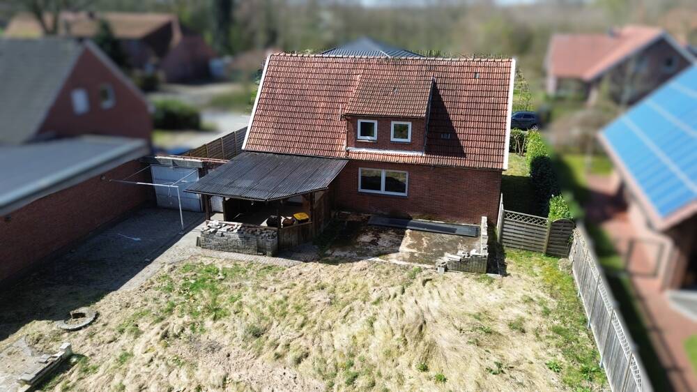 Immobilie in Saterland - Viel Potenzial bei solider Bausubstanz! Perfekt für Pendler & Visionäre - Super Verkehrsanbindung. - Bild 3