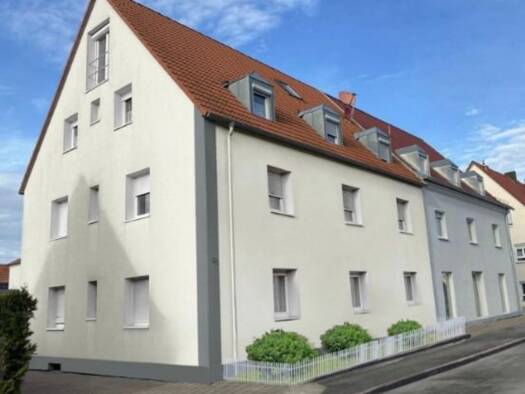 Wohnung zur Miete 850 € 3 Zimmer 80 m² Geschoss 2/3 frei ab sofort Oberndorf Schweinfurt 97424