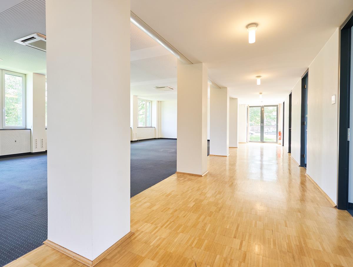 Bürofläche zur Miete 6,50 € 400 m²<br/>Bürofläche Münchener Straße 100 -106 Holsterhausen Essen 45145