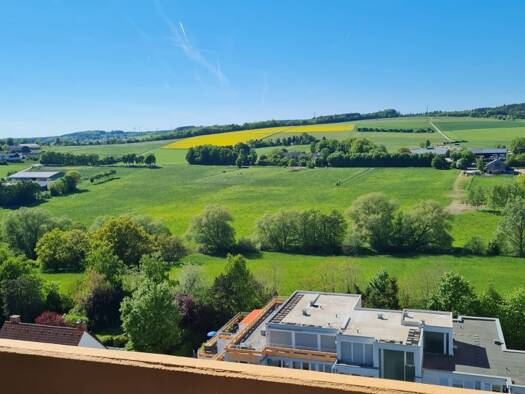 Wohnung zum Kauf als Kapitalanlage geeignet 189.000 € 3 Zimmer 85 m² Wehen Taunusstein 65232