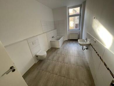 Wohnung zur Miete nur mit Wohnberechtigungsschein 520 € 3 Zimmer 94 m² Dachgeschoss, EG frei ab sofort August-Bebel-Straße 1 Zeitz Zeitz 06712