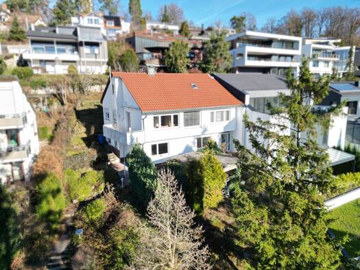 Doppelhaushälfte zum Kauf 550.000 € 6,5 Zimmer 156,6 m² 701 m² Grundstück Böblingen Böblingen 71032