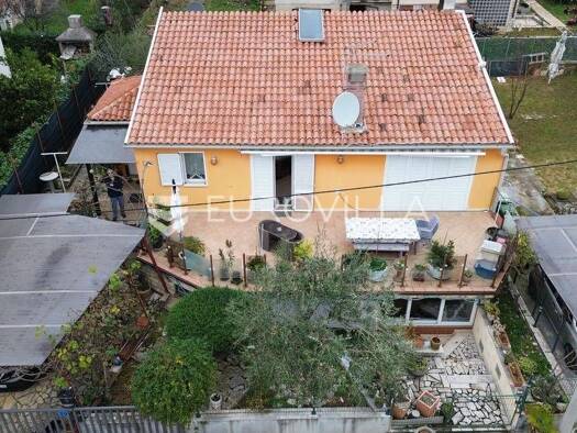 Haus zum Kauf 450.000 € 3 Zimmer 139 m² Murine Zambratija