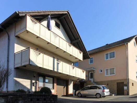 Wohnung zur Miete 900 € 4 Zimmer 125 m² Geschoss 1/3 frei ab 01.11.2026 Biebersteiner Weg 7 a Hofbieber Hofbieber 36145
