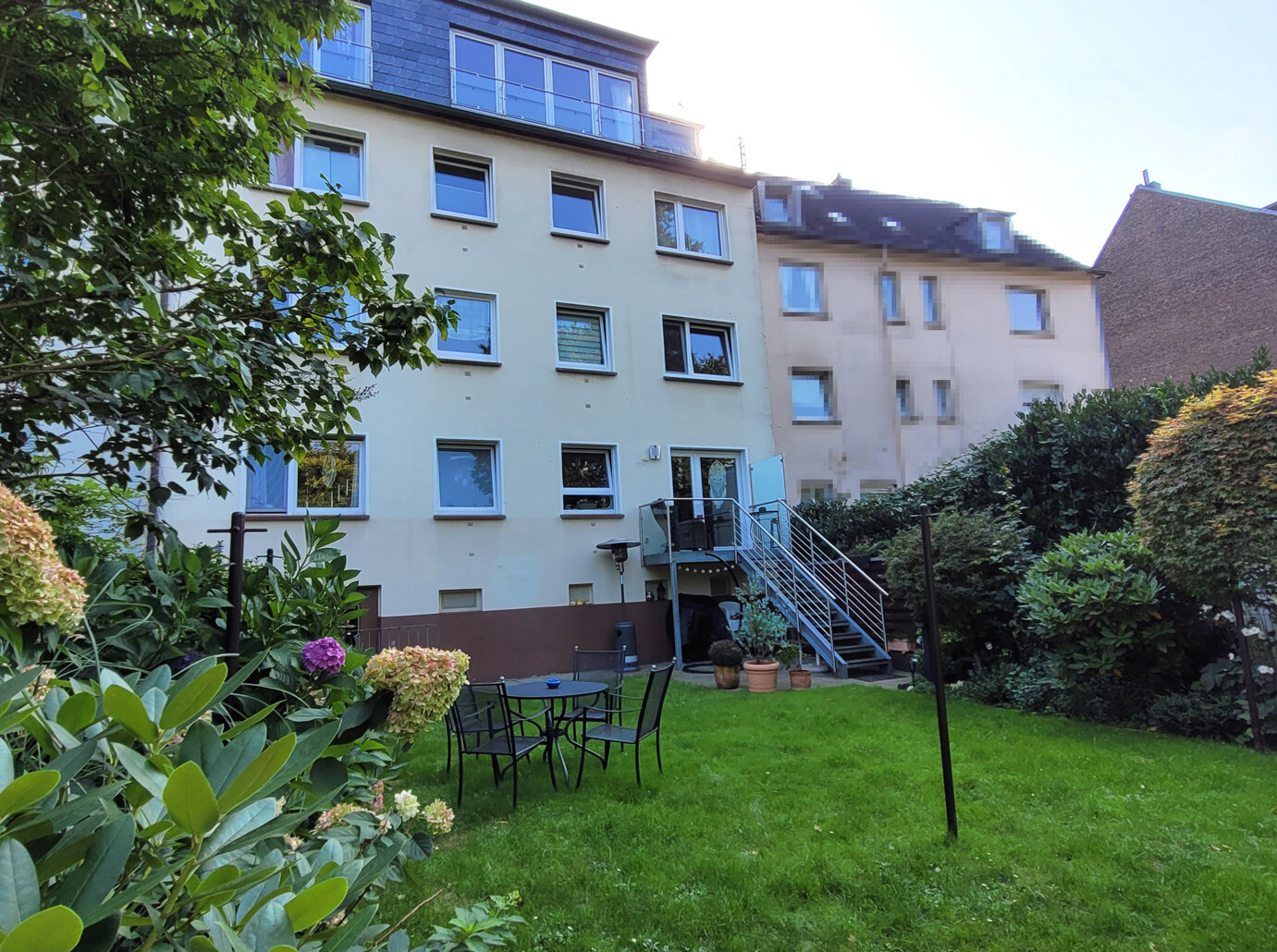 Mehrfamilienhaus zum Kauf 640.000 € 15 Zimmer 382 m²<br/>Wohnfläche 311 m²<br/>Grundstück Bochhold Essen / Bochold 45355