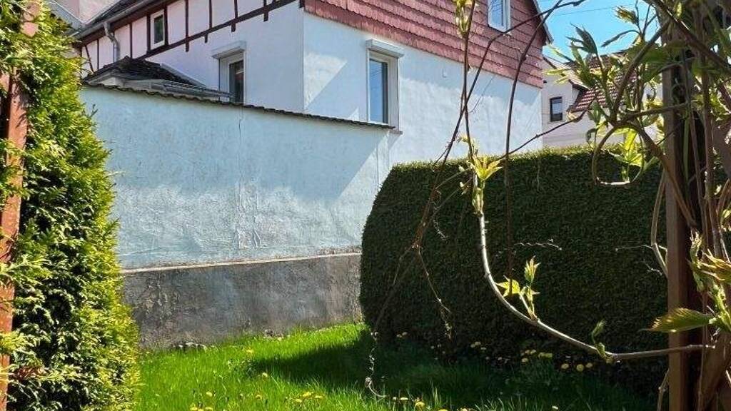 Einfamilienhaus zum Kauf 159.000 € 5 Zimmer 105 m² 386 m² Grundstück frei ab sofort Am Wald 5 Sondershausen 99706