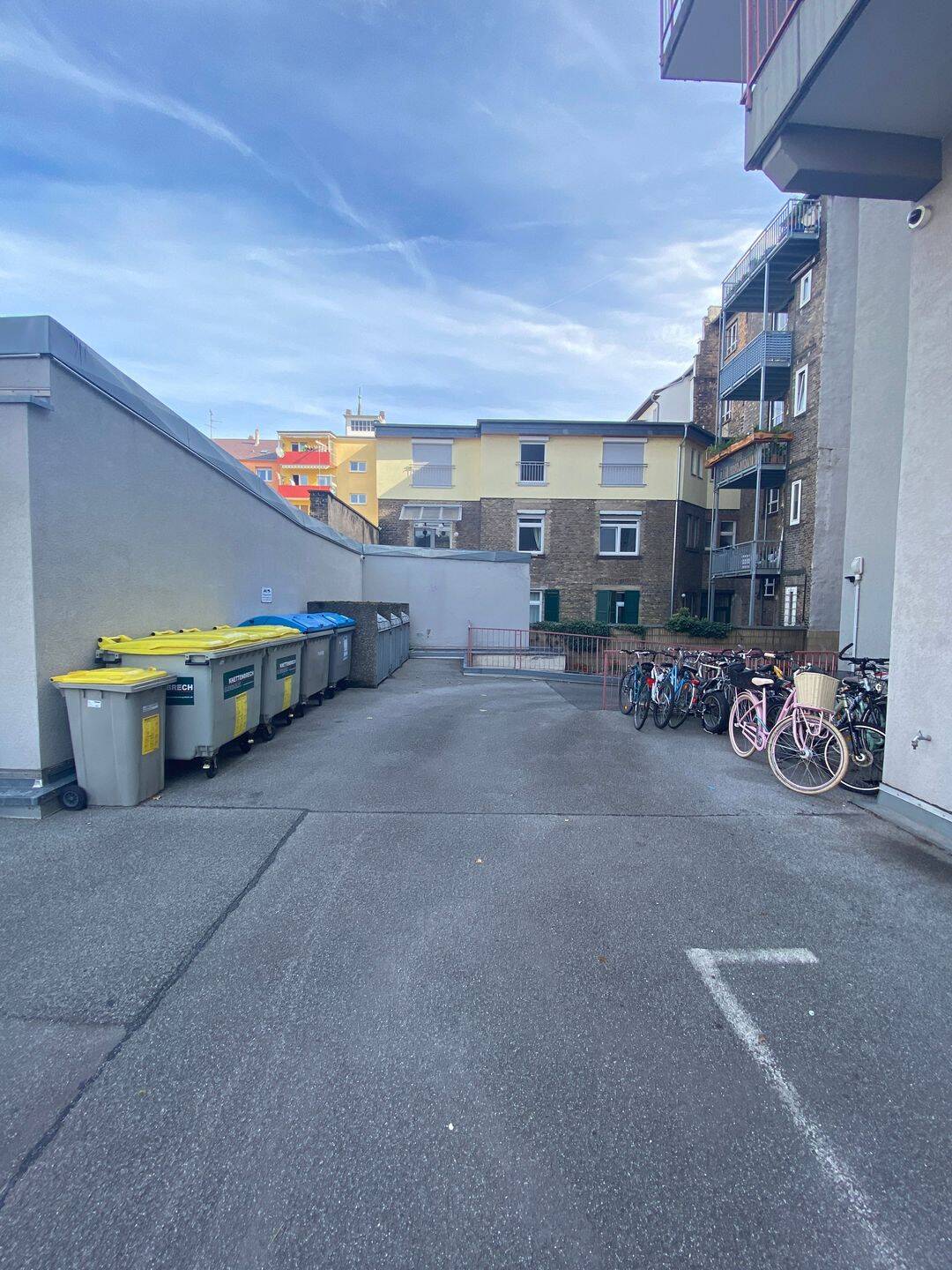 Vollsanierte und möblierte Stilvolle 1-Raum-Wohnung mit schöner Innenausstattung – Heinrich-Lanz-Straße, 68165 Mannheim – Vorschaubild 9
