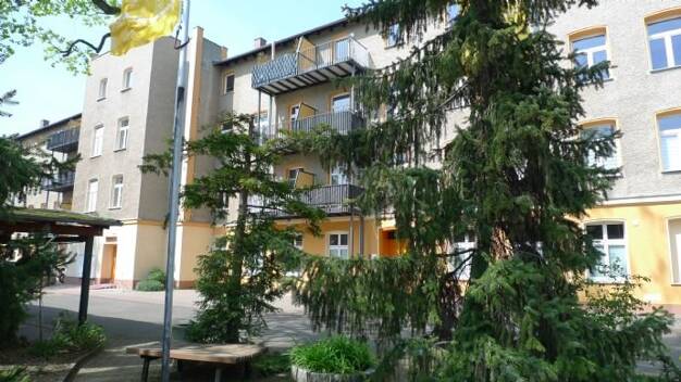 Wohnung zur Miete 310 € 2 Zimmer 31 m² Dachgeschoss, 2. Geschoss Ostrower Damm 10 Stadtmitte Cottbus 03046