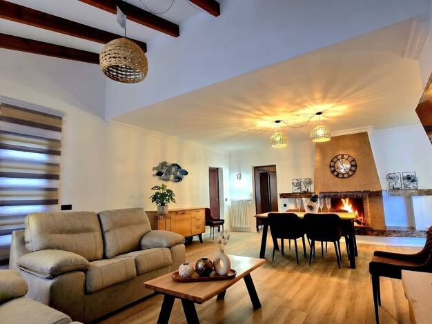 Chalet zum Kauf 1.550.000 € 4 Zimmer 213 m² 694 m² Grundstück frei ab sofort Cala 07590