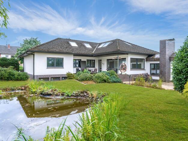 Bungalow zum Kauf 479.000 € 7 Zimmer 248 m² 1.632 m² Grundstück Zeven Zeven 27404