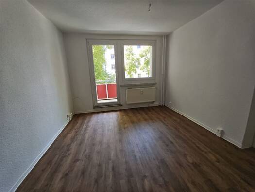 Wohnung zur Miete 253 € 3 Zimmer 60,1 m² EG frei ab sofort Würzburger Straße 36 B Sonnenberg Chemnitz 09130
