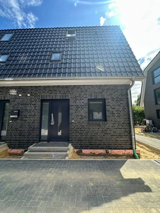 Doppelhaushälfte zur Miete 1.950 € 6 Zimmer 130 m² 200 m² Grundstück Großenseer Straße 1 Lütjensee 22952