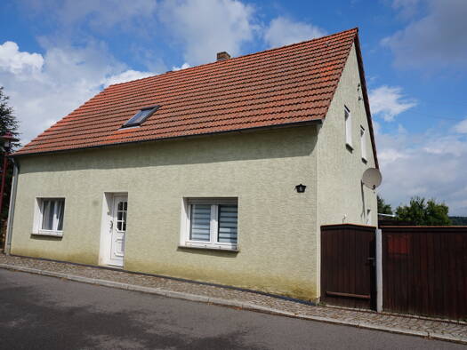 Einfamilienhaus zum Kauf 129.000 € 7 Zimmer 140 m² 948 m² Grundstück frei ab sofort Purzien Annaburg 06925