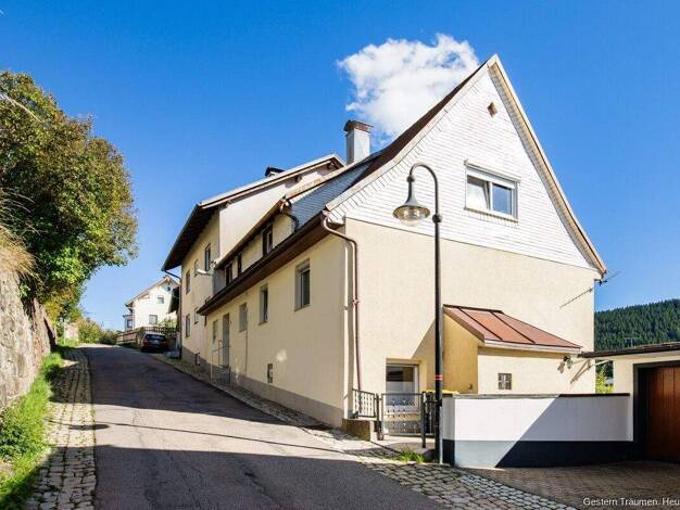 Wohnung zum Kauf 219.000 € 6 Zimmer 133,2 m² Neustadt Titisee-Neustadt 79822